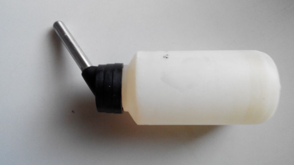 Продам поилку для грызунов 150мл