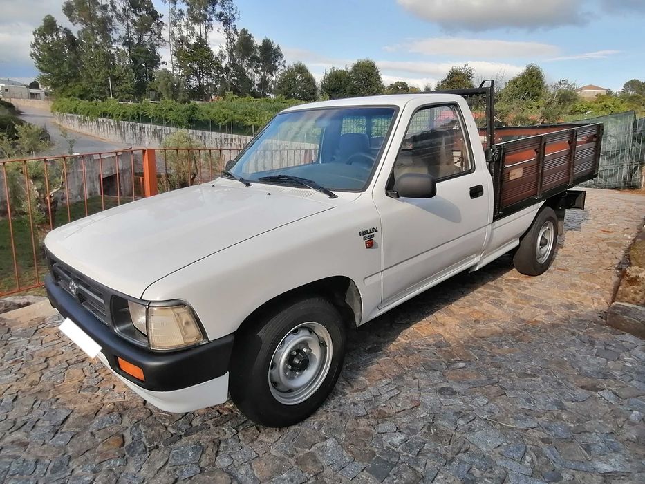 Toyota Hilux 2.4D 3 lugares