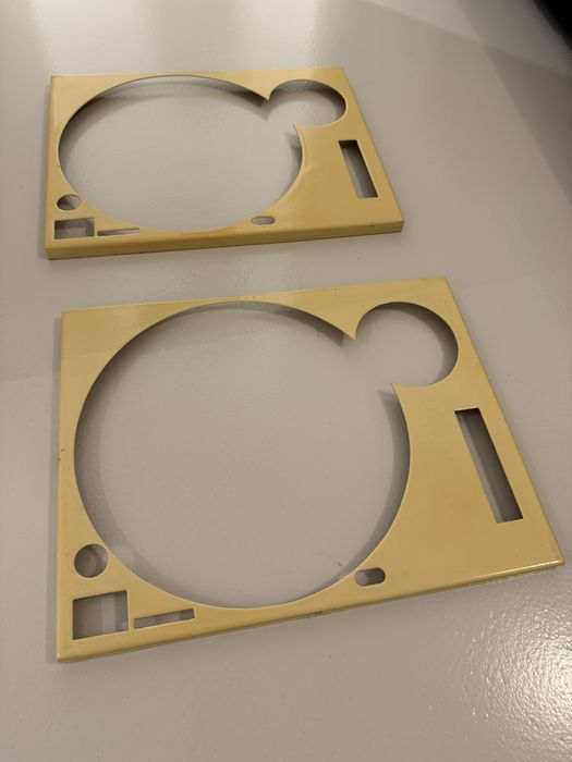 Technics 1210 Capas de proteção em metal lacado