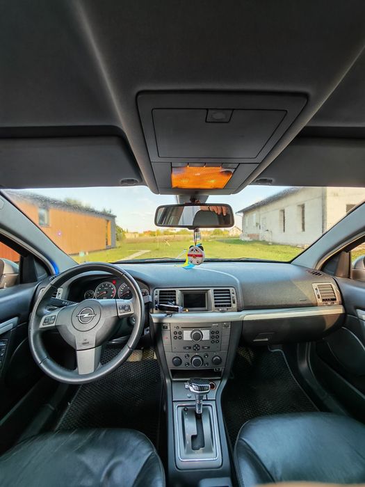 Opel vectra c 2008 (автомат)