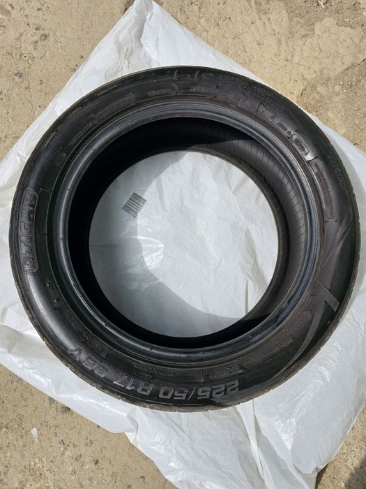 Продам шини літні 225/50 r17