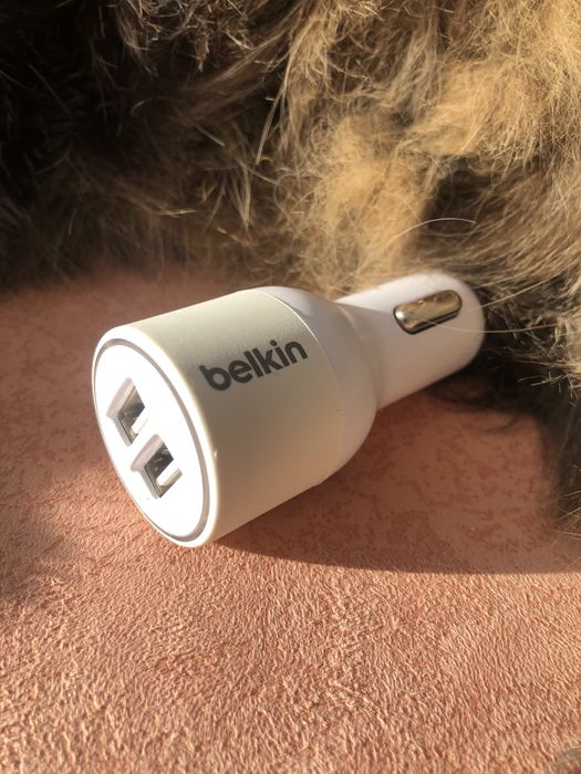 Автомобильная зарядка Belkin