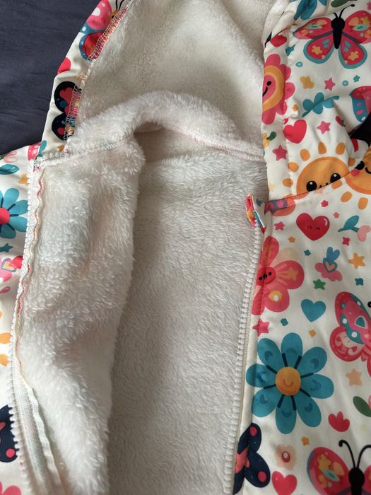 Продам курточку 92-98