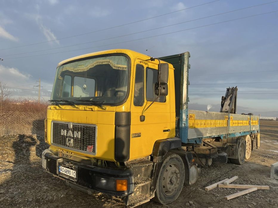 Продам кран маніпуляторв хорошому стані