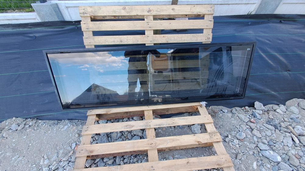 Okno aluminiowe uchylne 188x58cm