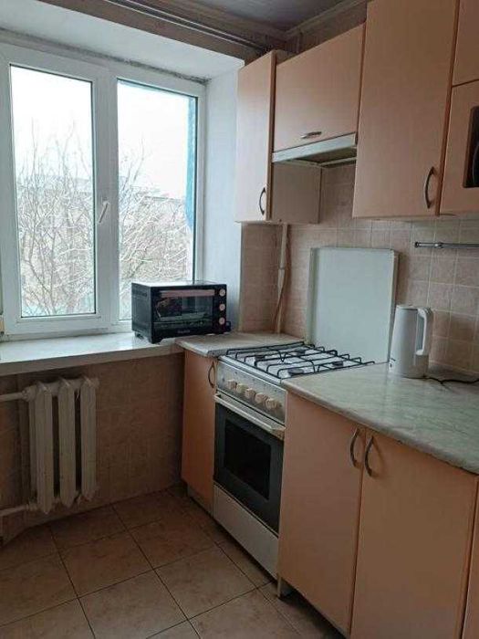 Продам 2 ком. квартиру с ремонтом на ХТЗ.