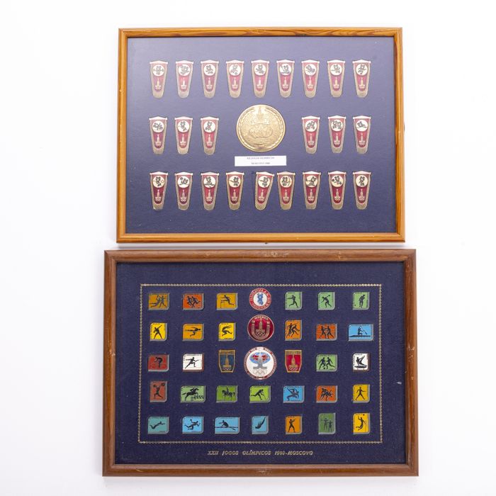 Colecionismo desportivo - Colecção de pins emblemas e crachás - 60