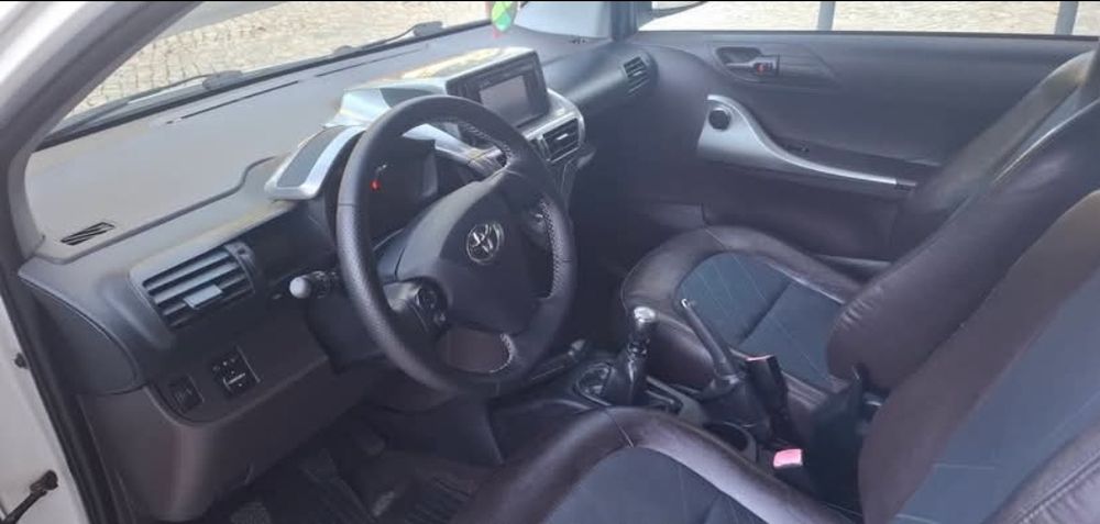 Toyota iQ — fotografia 7