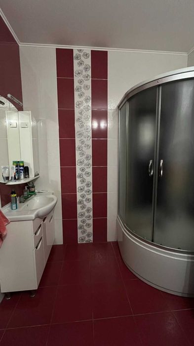 Продам 2-х поверховий будинок з верандою 3586