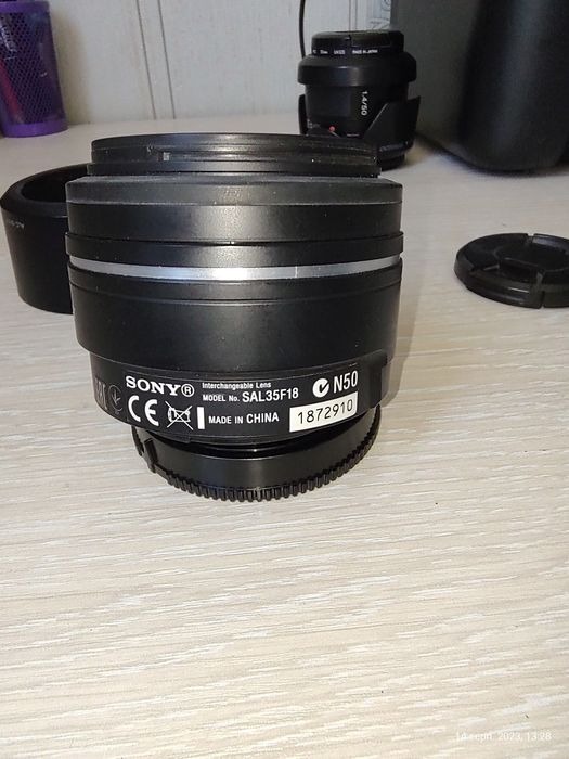Об'єктив Sony SAL 35 f 1.8 соні сони