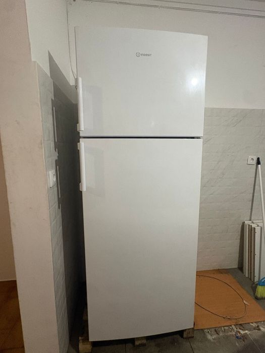 Frigorifico indisit novo