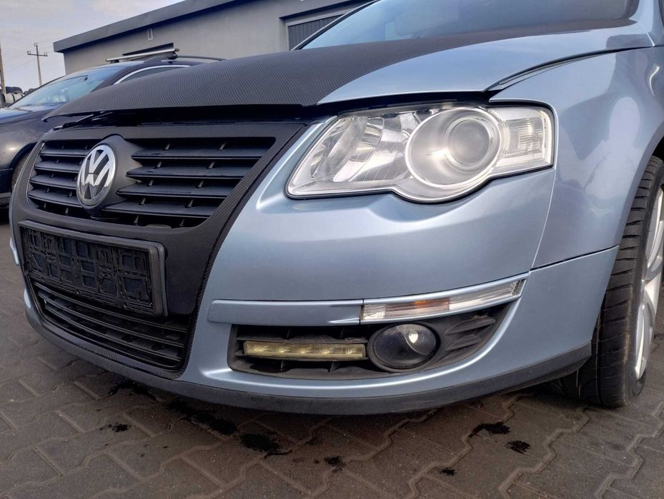zderzak przód przedni VW Passat B6 LB5M, częsci