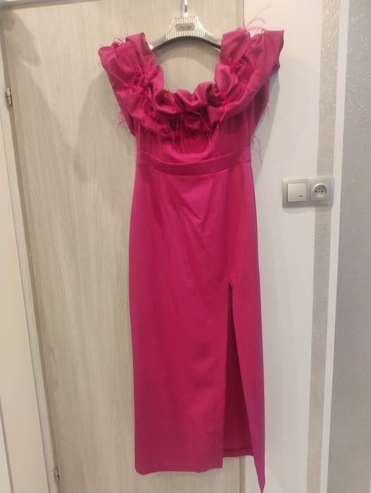 Sukienka Bella Hiszpanka z Piórami.