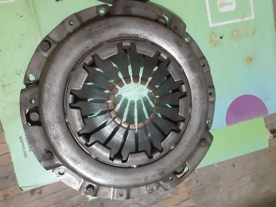 Комплект сцепления VALEO daewoo lanos,nexia opel 1.5
