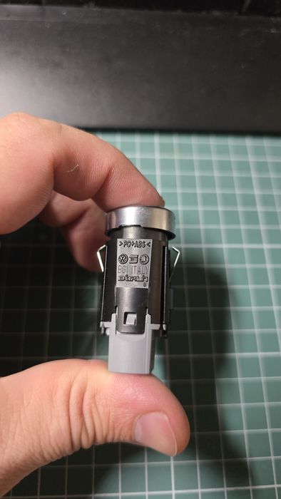 Продам б/у кнопку старт стоп