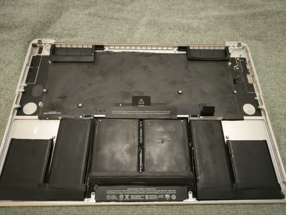 Oryginalna bateria A1494 do Macbook Pro A1398 + palmrest gratis