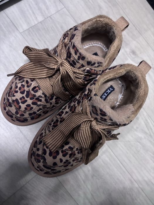 Черевики леопардові