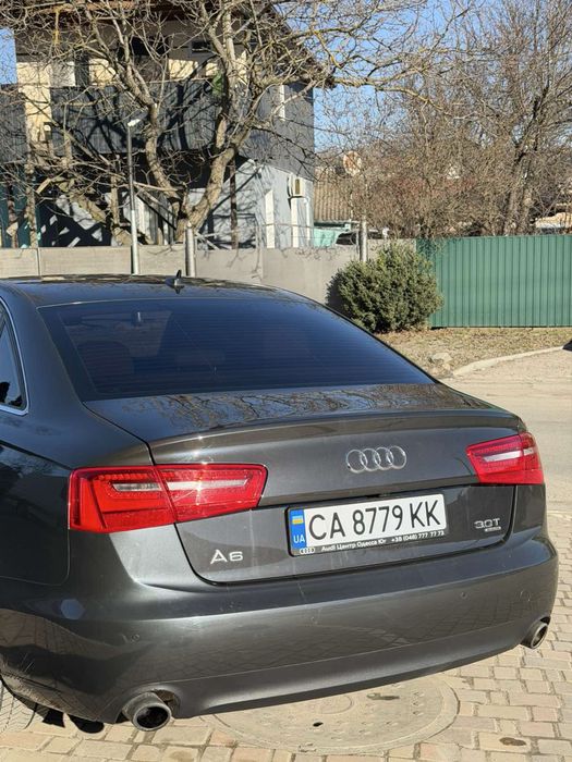 Audi Quattro 2012 рік