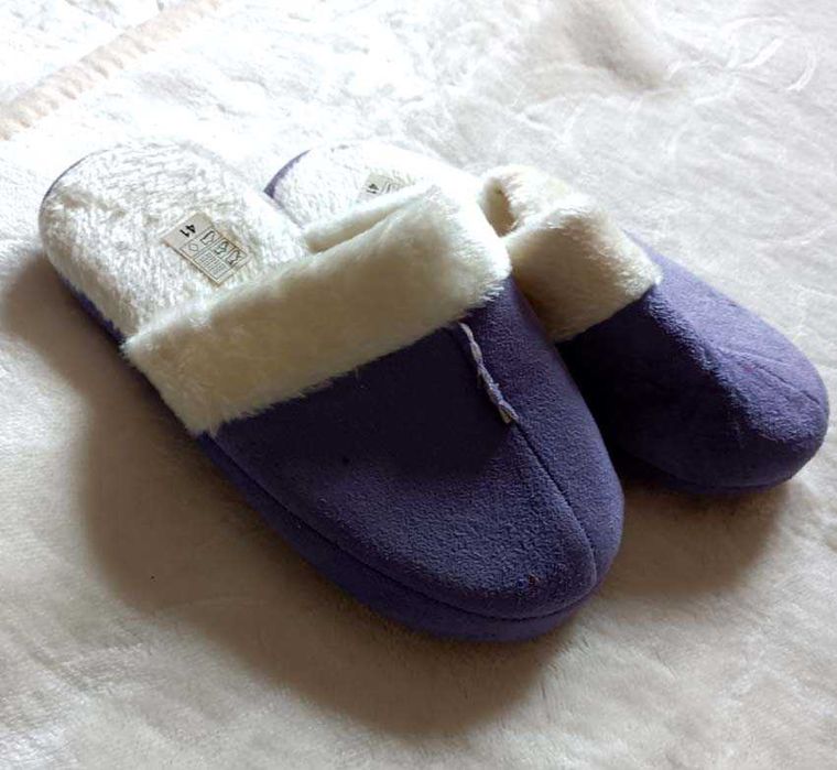 Kapcie fioletowe R 39 25 cm