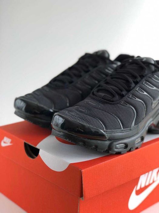 Мужские кроссовки Nike Air Max Tn Plus black V3. Размеры 39-45