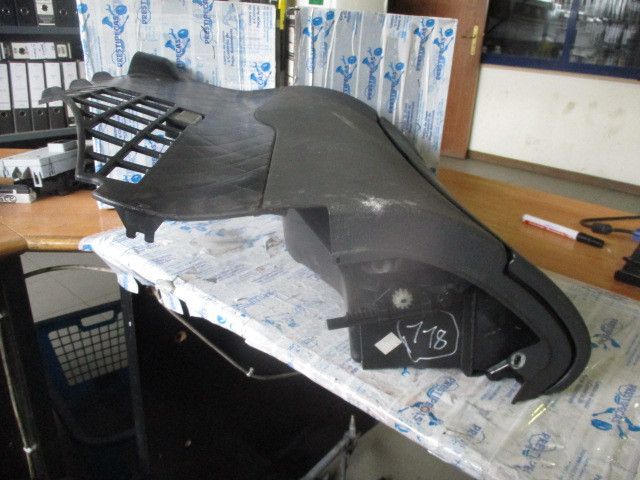 Porta luvas AUDI A4 (8D2, B5)