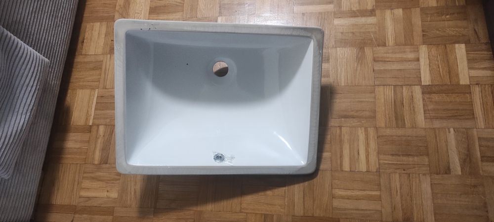 Nowa umywalka podwieszana podblatowa ceramiczna veldman
