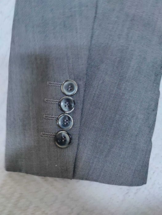 Blazer Zara tam. L em excelente estado.