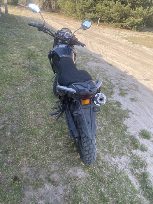 Продам мотоцикл loncin pruss lx 200