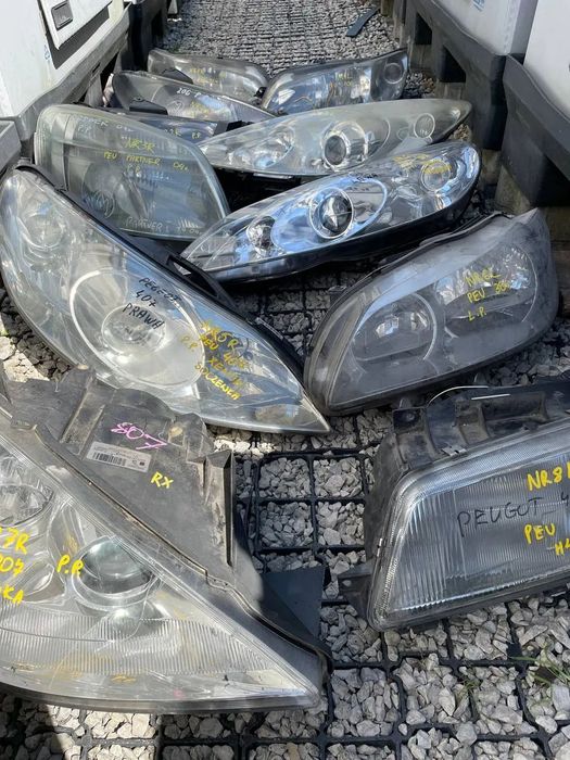 PEUGEOT REFLEKTORY HALOGEN KIERUEK LEWE PRAWE