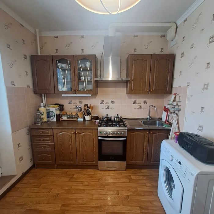 Продаж 2 кім квартири з тепловий лічильником