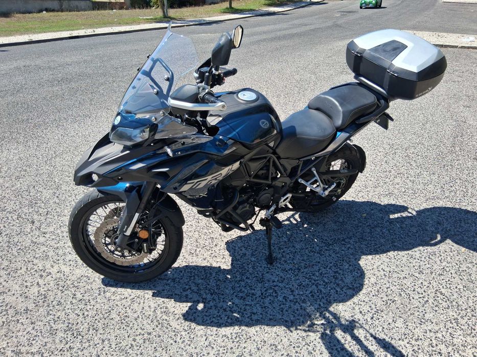 Benelli trk 502x