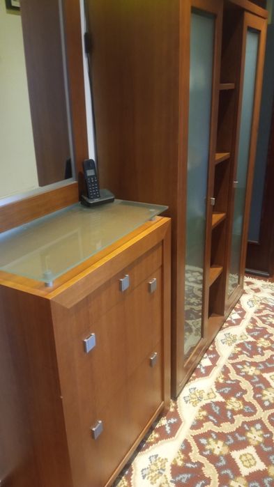 Móveis de Entrada / Sala em Cerejeira com Vidro (Espelho Incluído)