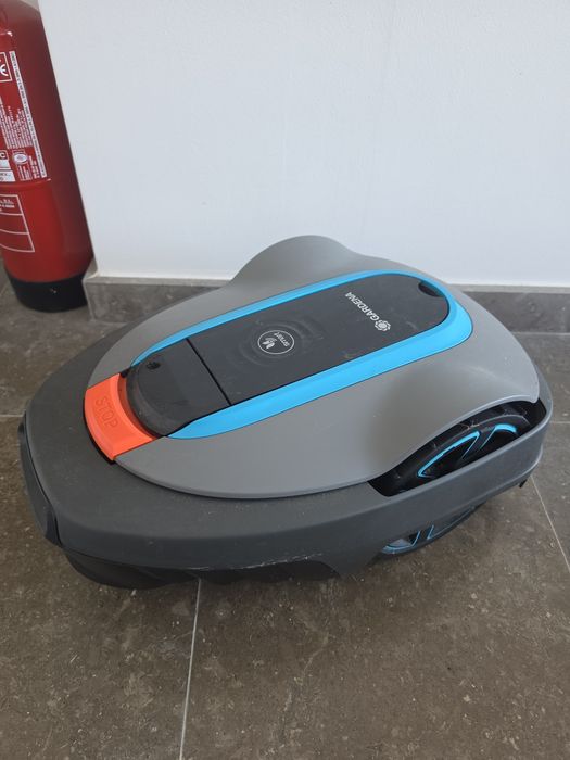 Robot Corta Relva GARDENA Sileno City 400
