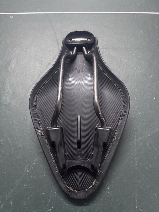 Selim Fizik Transiro Mistica Kium preto Regular