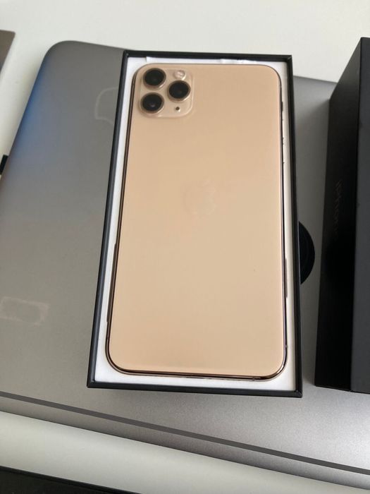 iPhone 11 Pro Max 256GB (Bateria 100%) + AirPods 4 NOVOS
