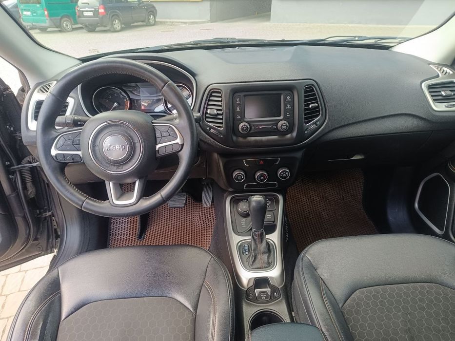 Продам Jeep Compass 2017
