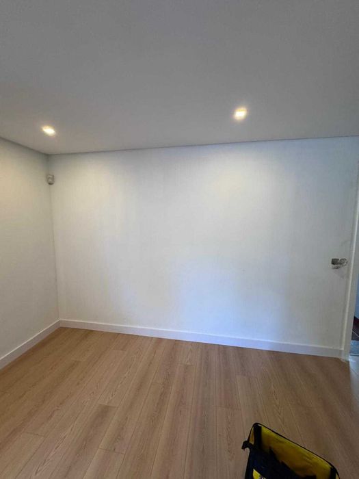 Obras de pladur e pinturas