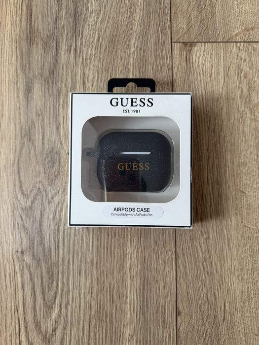 Чехол AirPods Pro для наушников guess