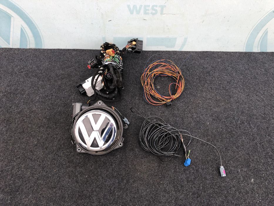 Камера заднього виду VW Golf 7 Alltrack 5GM