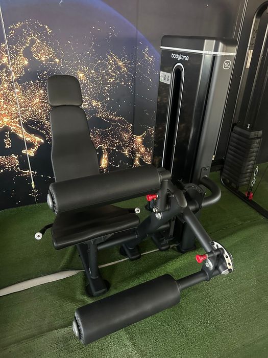 Máquinas novas de ginasio/estudio