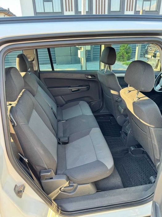 Продам Opel Zafira