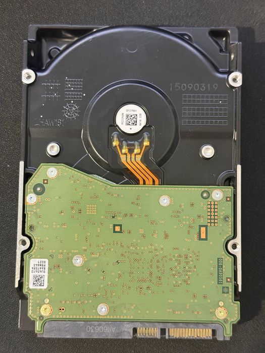 HGST Ultrastar He10, 10Tb, 7200, SATA (HUH721010ALN600 / 0F27607)