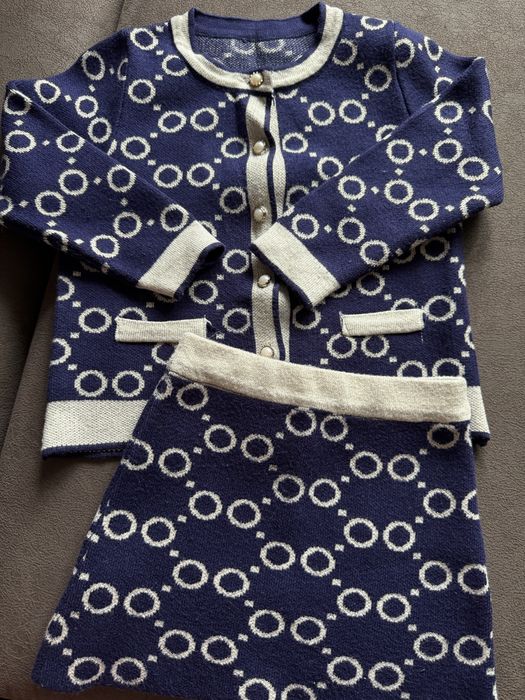 Костюм на дівчинку 2-3 роки