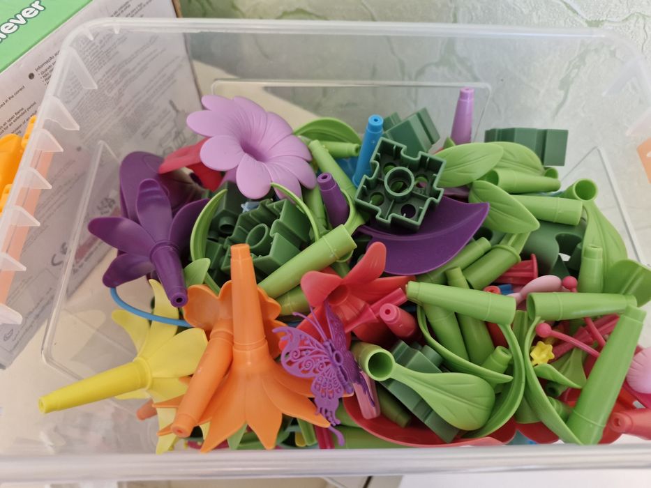 Великий конструктор квіти 170 деталей