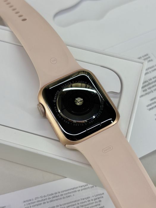Оригінал Apple Watch Series 5 40mm 100%АКБ (Магазин Гарантія)