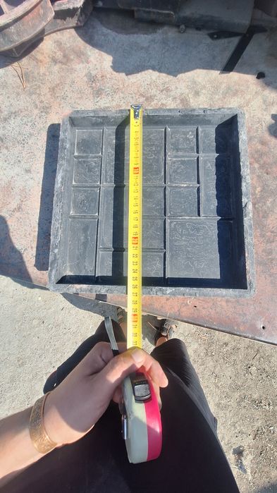 Forma do plytek betonowych 27x27