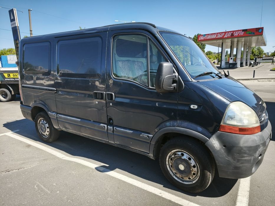Оренда буса Renault Master