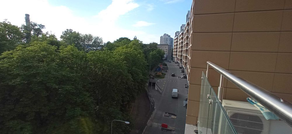 ЖК преміум-класу «Crystal Park»,парк Багряного,М «Шулявська» та «КПІ»