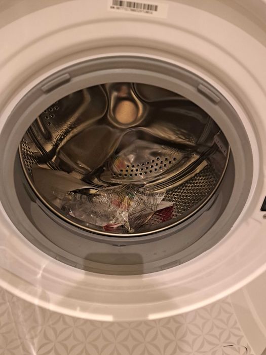 Sprzedam pralkę SHARP stan nowa