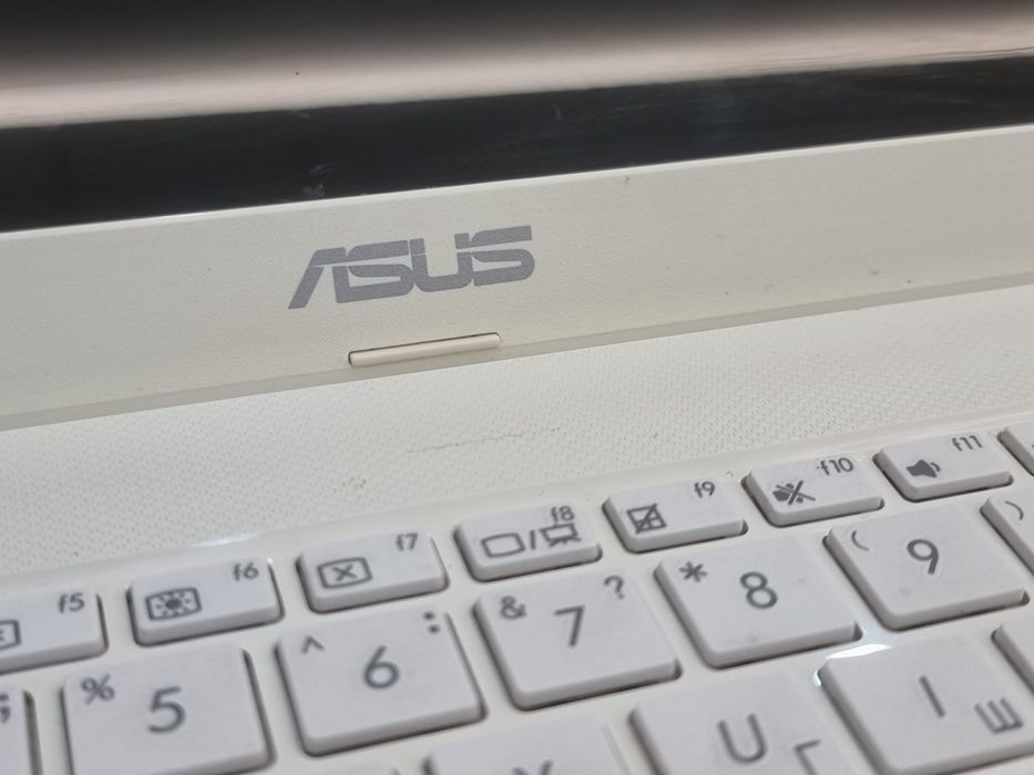 Asus X200CA  11,6 дюйма. Бу/робочий